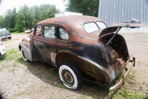 1938 Oldsmobile 4 Door Sedan