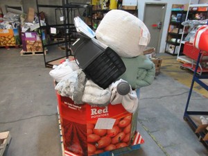Pallet of Store Overstock and Ecommerce Product and Returns