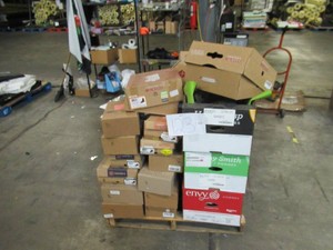 Pallet of Store Overstock and Ecommerce Product and Returns - ShoesBoots