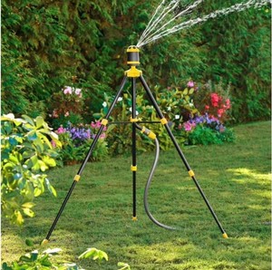 NEW Members Mark Telescoping Tripod Sprinkler