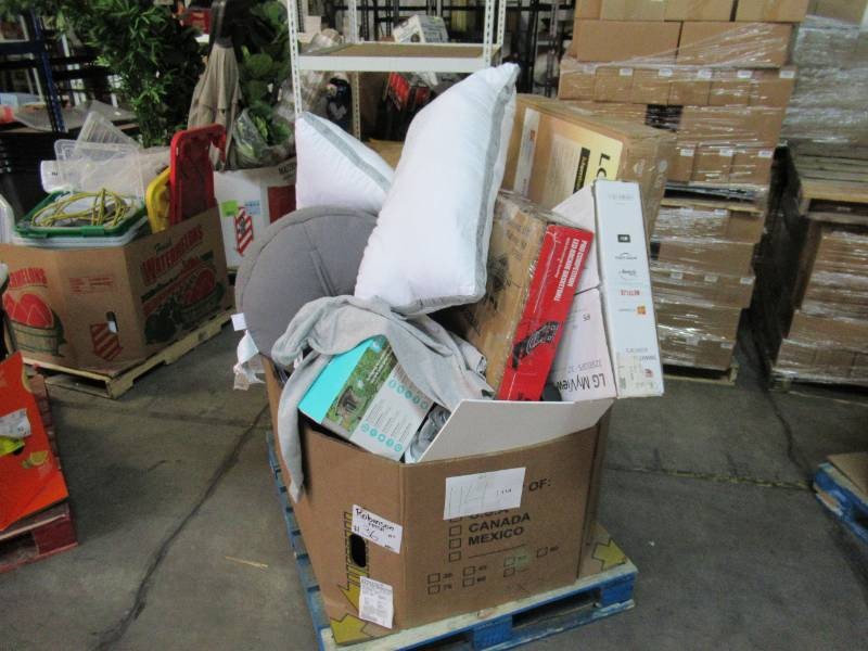 Pallet of Store Overstock and Ecommerce Product and Returns