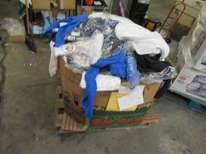 Pallet of Store Overstock and Ecommerce Product and Returns - NEW Clothes