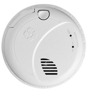 NEW First Alert Precision Detection Interconnect Hardwired Smoke and CO Alarm with Voice and Location Alerts - SMCO100V-AC (1046778)