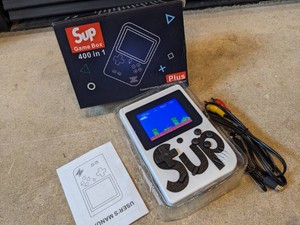 BRAND NEW GAME BOY TYPE HAND-HELD GAME LOADED WITH 400 GAMES  NO INTERNET NEEDED