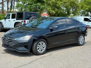 2019 HYUNDAI ELANTRA SE 107k Miles  2 Owner (NO RESERVE)