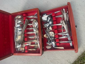 silverware set