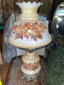 bedroom lamp