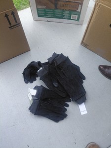 gloves brand new