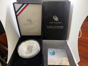 Low Mintage Five Ounce Proof Silver 2019 Apollo 11 50th Anniversary Commemorative Coin in Original Mint Package with COA
