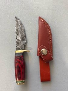 Brand New Damascus Knife with Leather Sheath 6.5 Overall Length