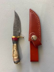 Brand New Damascus Knife with Antler Handle 6 Overall Length