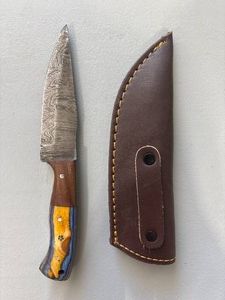 Brand New Damascus Knife with Leather Sheath 8 Overall Length