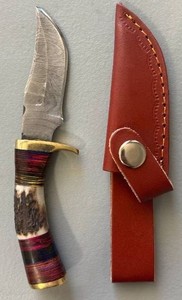 Brand New Damascus Knife with Antler Handle 6 Overall Length