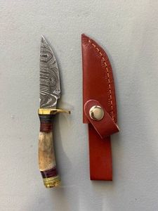 Brand New Damascus Knife with Antler Handle 6 Overall Length