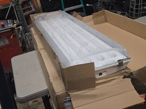 Lot of (2) Peerless Electric 4 Light Vapor-Tight LED Fixture AP4HB-4-24040K-AC-LSSVH