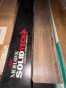 286 Sq. Ft. Mohawk SolidTech Luxury Vinyl Plank Flooring, Article No. 66345.22.0749.VT,