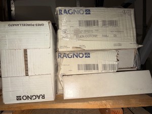 Approx. 25 Sq. Ft. Ragno Rewind Polvere Porcelain Tile, Color A27 Dust Gray