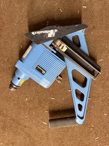 Pneumatch Pneumatic Hardwood Flooring Nailer w Accessories, Hose & Misc. Flooring Tools locker 1