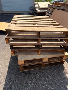 Pallet stack 3