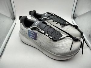 Altra FWD Via 2 Mens White Gray Running Shoe Size 9.5 New With Tags