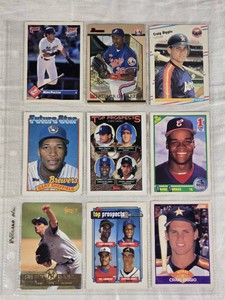 Lot of 9 Baseball Cards Featuring Notable Players Including Craig Biggio, Mike Piazza and Frank Thomas. Includes Rookie Cards, Top Prospects and Future Star Editions.
