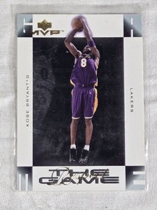 Kobe Bryant 2001 Upper Deck MVP - Los Angeles Lakers Basketball Card