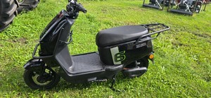 SDLANCH Two-Wheeled Electric Vehicle (IRMOTO) Black