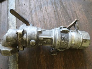 2 DOVERCORP DRY BREAK COUPLERS