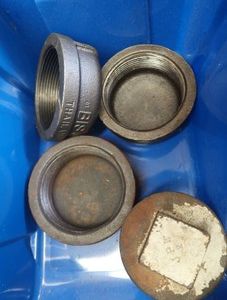 2 PLUS 3 5 CAPS