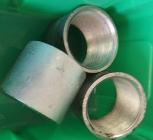2 THREADED CUPPLINGS (3)