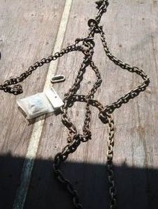 BRAND NEW IN BAG RIGID D RING & LARGE CHAINS