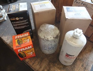 LARGE MISC ASSORTMENT OF GOLD FILTERS
