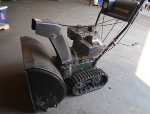 CRAFTSMAN EZ STEER SNOW BLOWER