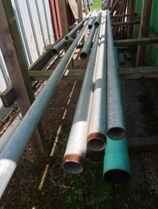 ASSORTMENT OF METAL PIPE