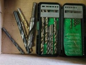 MISC SIZED DRILL BIT SET IN CASE