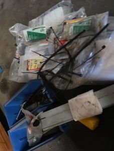 LARGE LOT OF CABLE TIES & ZIP TIES