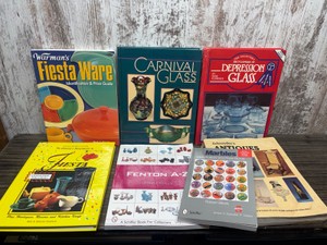 7 Books for Antique Collectors