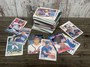 Lot of 128 Baseball Cards