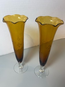 Amber Glasses with Scalloped Rim
