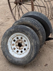 Set of 3 Wheels with rims