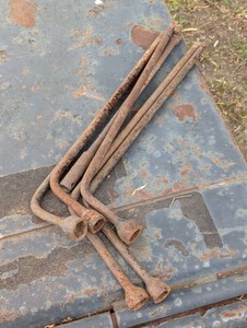 5 Standard Tire Irons