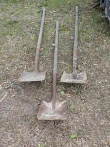 Set of 3 Flat Head Shovels