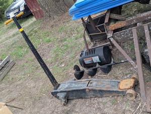 Large Low Profile Floor Jack with Handle