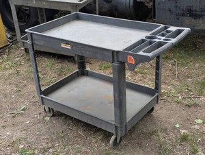 RUBBERMAID COMMERCIAL PRODUCTS Utility Cart 500 lb, 2 Shelves