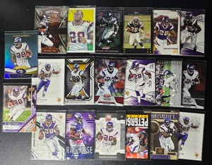 Adrian Peterson 20-Card Minnesota Vikings Football Card Lot (Includes Card 125)