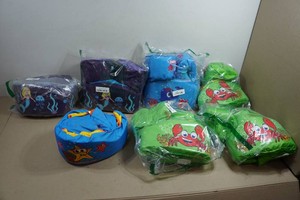 7 Body Glove Kids Paddle Pals Life Vests