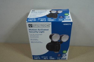 Utilitech Motion-Activated Security Light