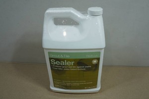 1 Gallon Grout & Tile Sealer