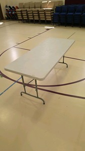 White Plastic Folding Table (Set 3 of 4)