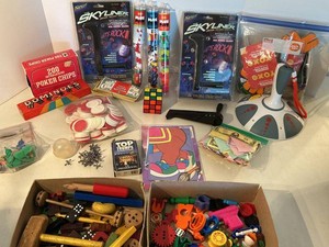 Vintage Toy & Game Lot Skyliner Plus Plus Dominoes Poker Chips